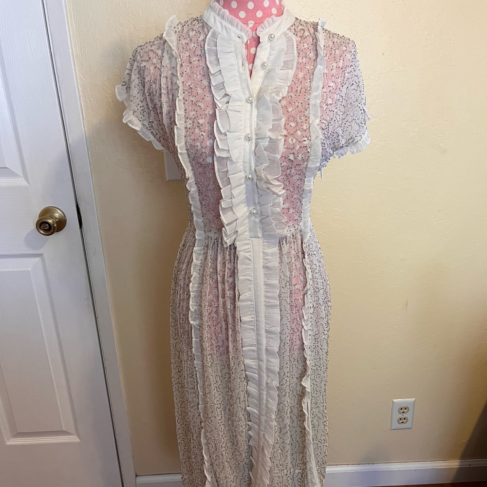 Brand new, never worn Top Shop White, Ruffle Pearl Dress